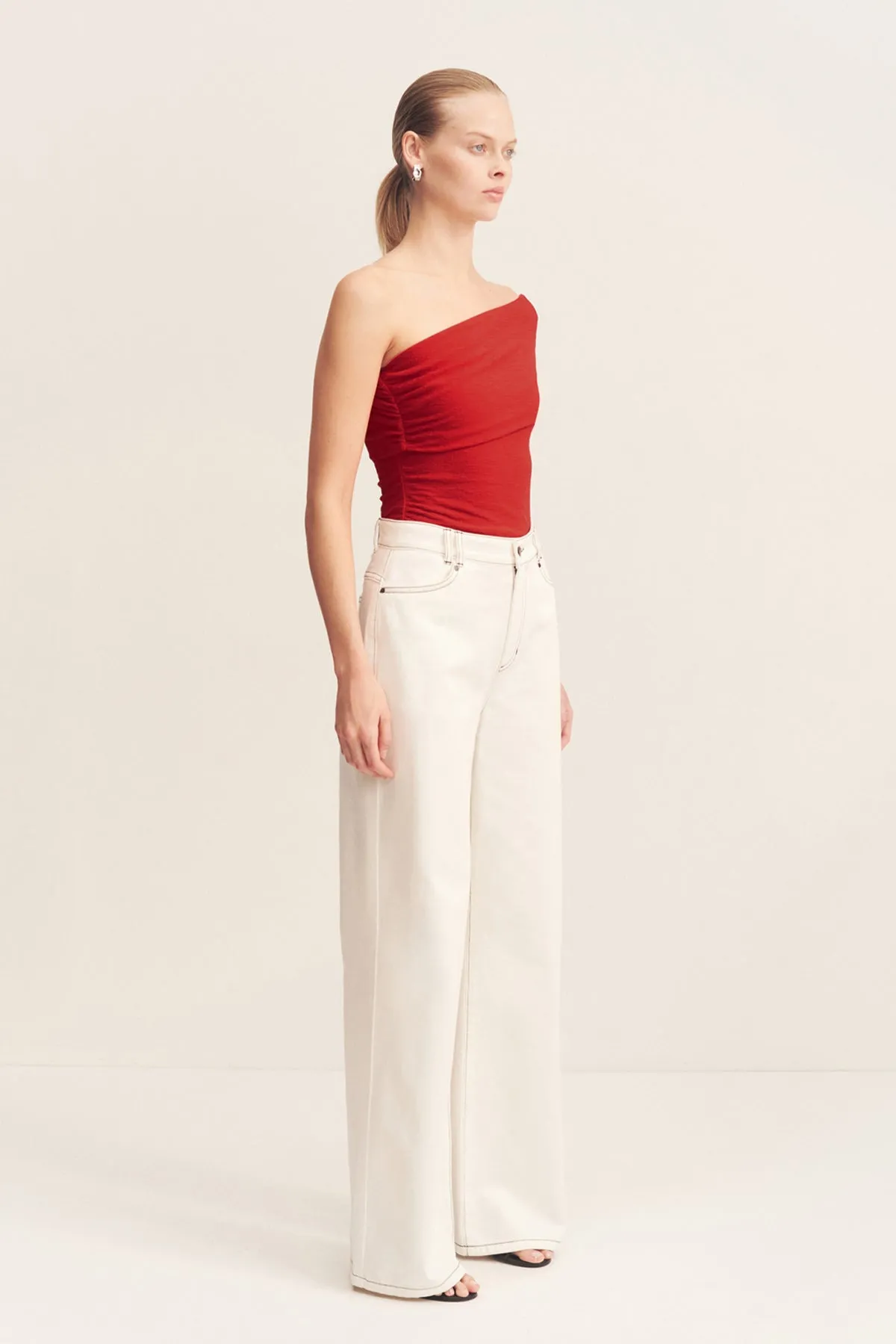 BEAU ONE SHOULDER TOP - CHILLI