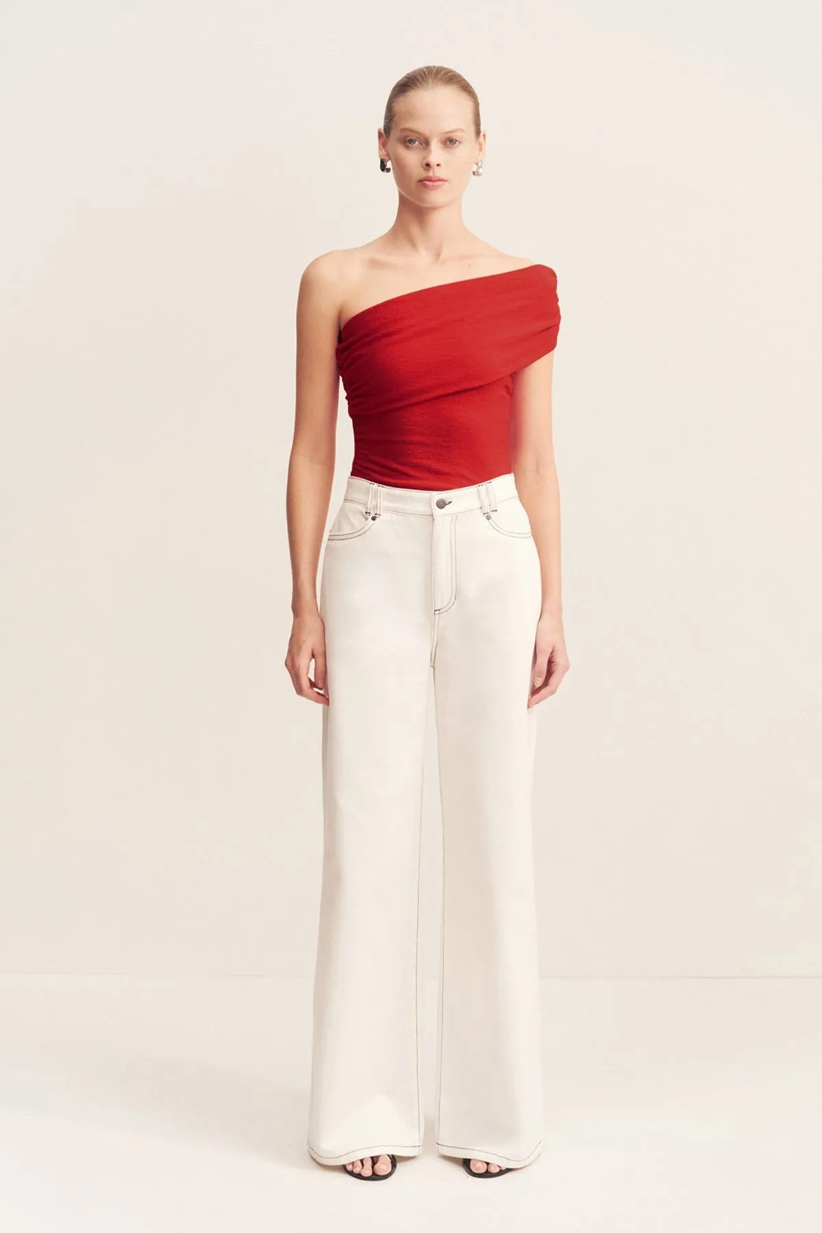 BEAU ONE SHOULDER TOP - CHILLI