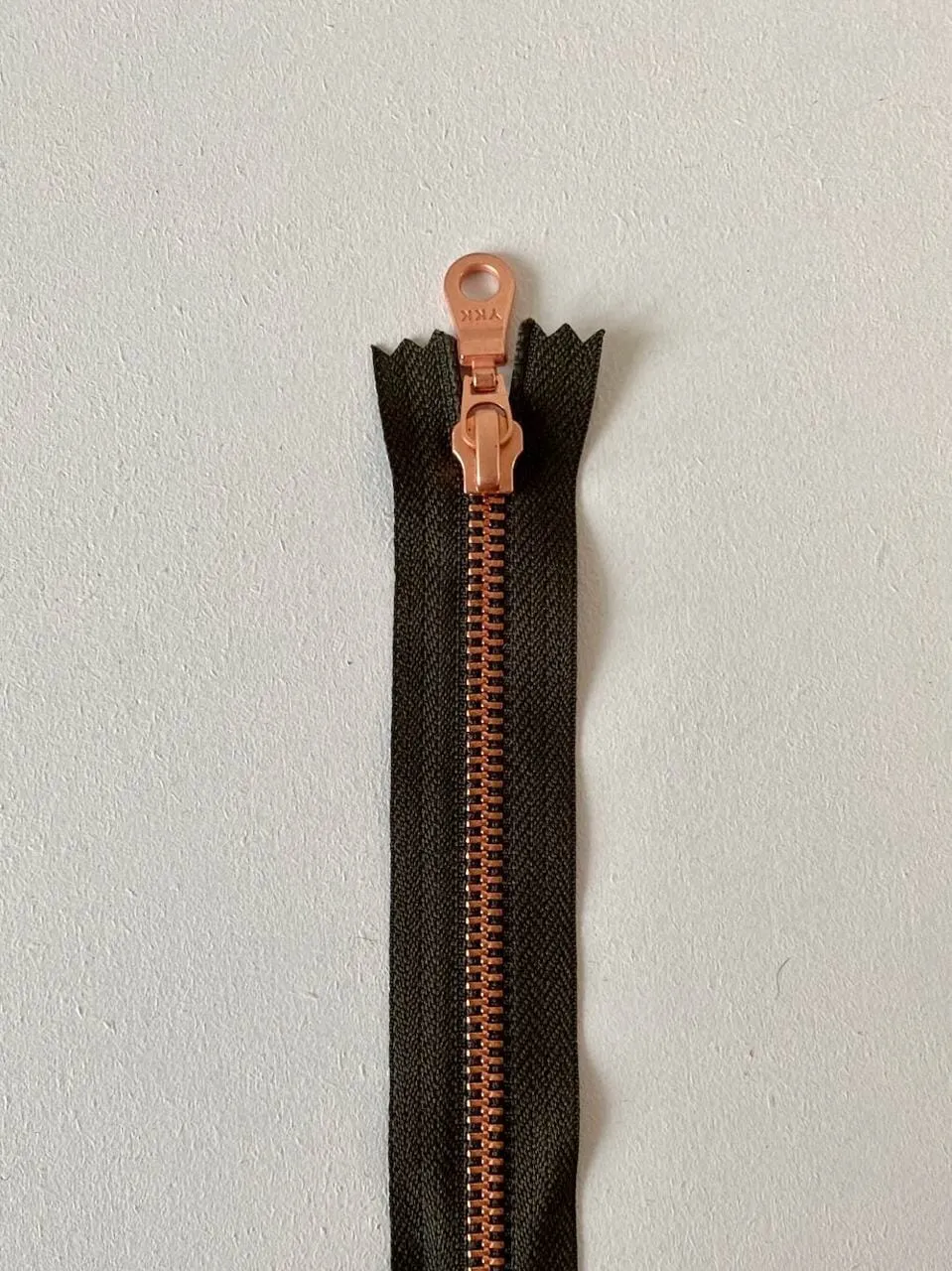 Copper zipper, 35 cm