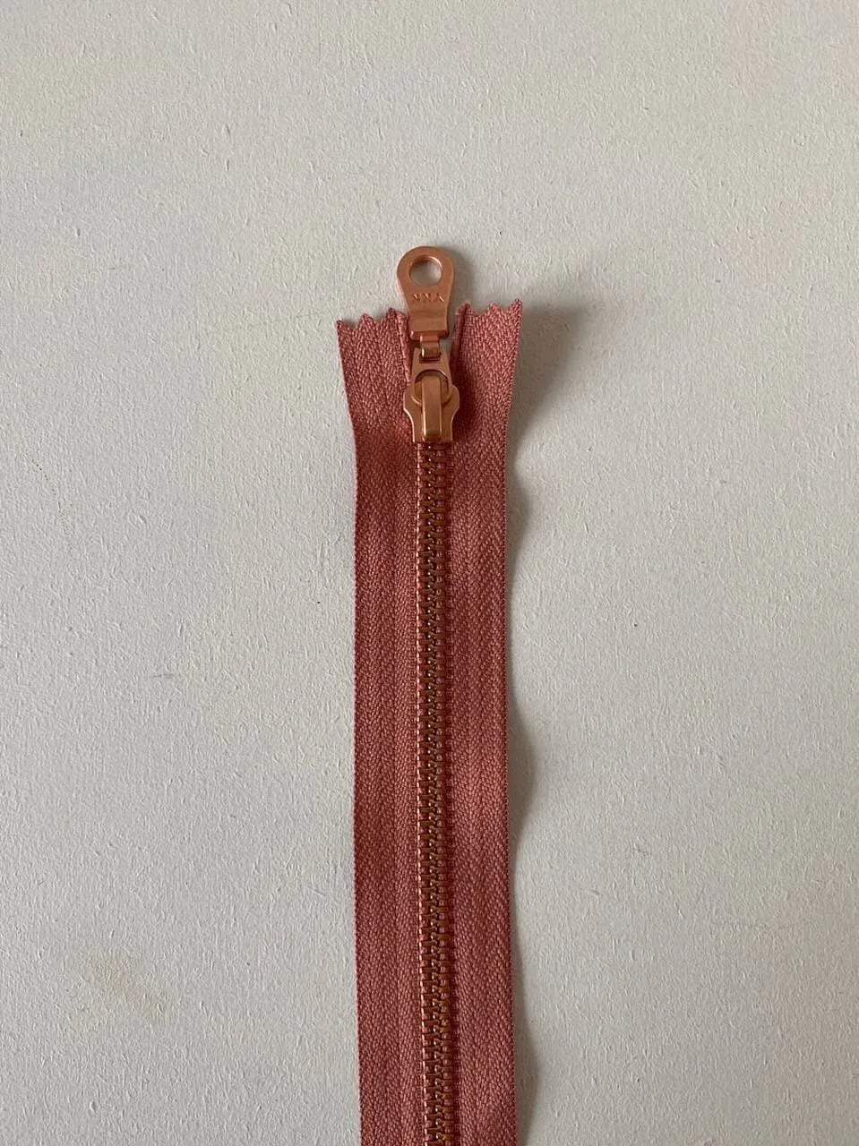 Copper zipper, 35 cm