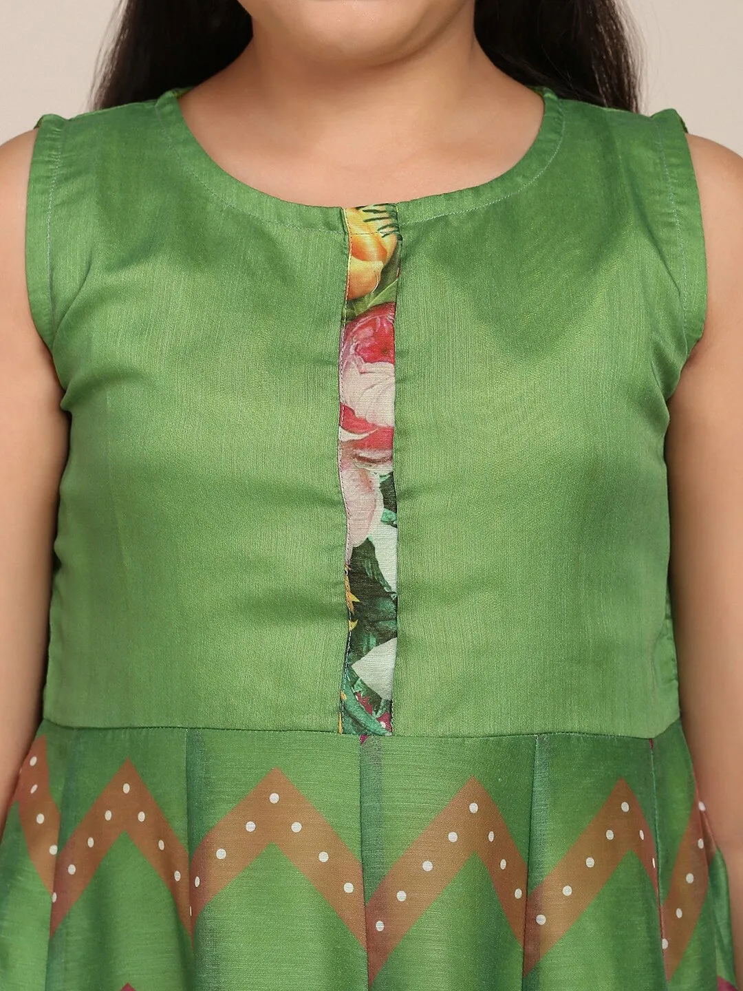 Girls Green Floral Printed Empire Kurta With Trousers & With Dupatta