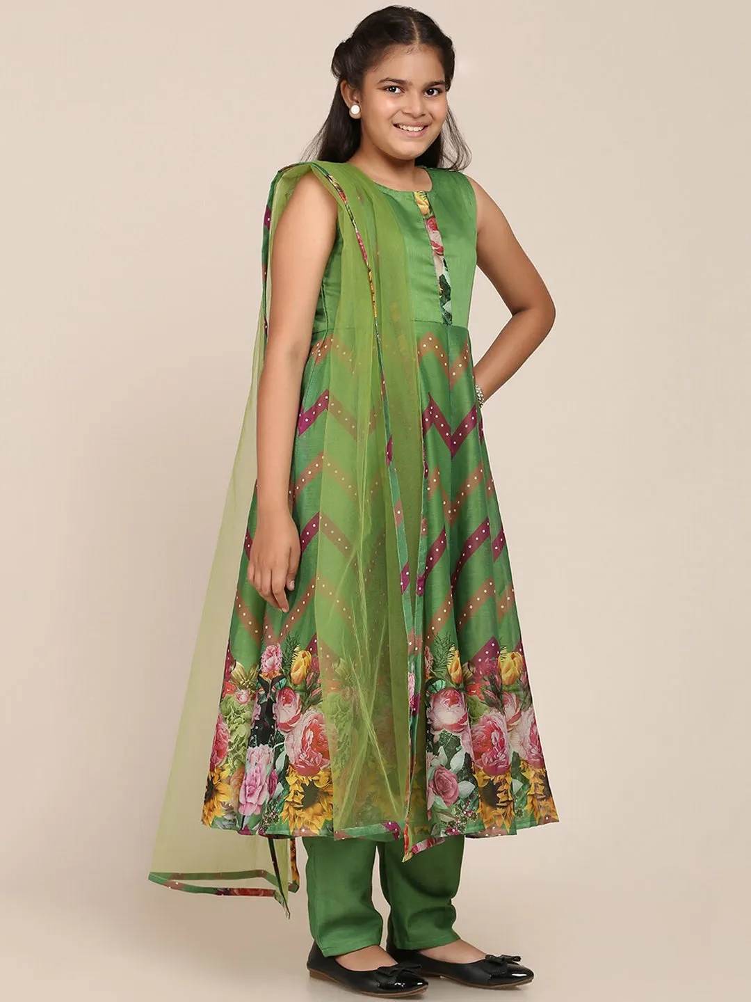 Girls Green Floral Printed Empire Kurta With Trousers & With Dupatta