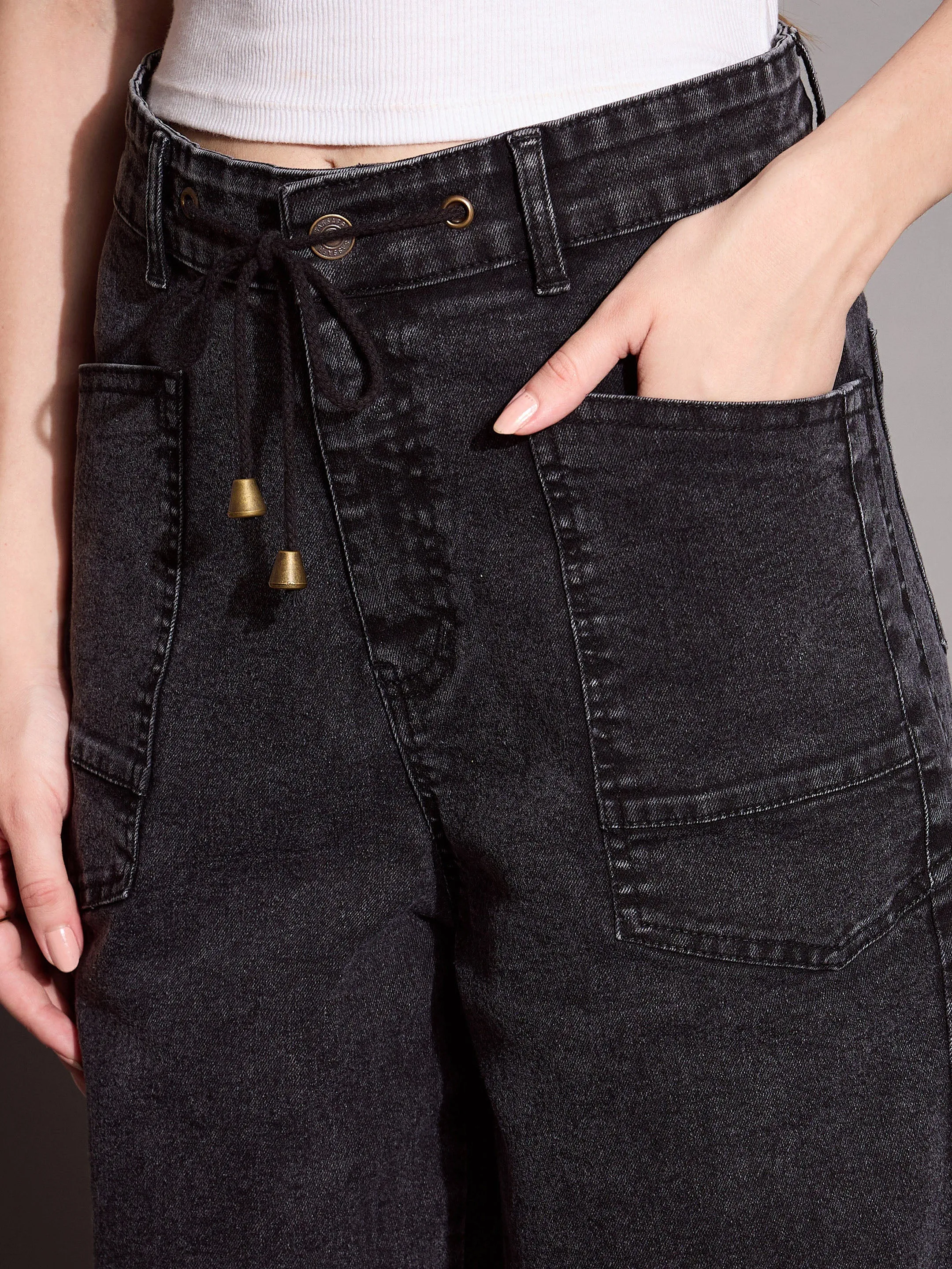 Women Black Wash Patch Pocket Straight Jeans