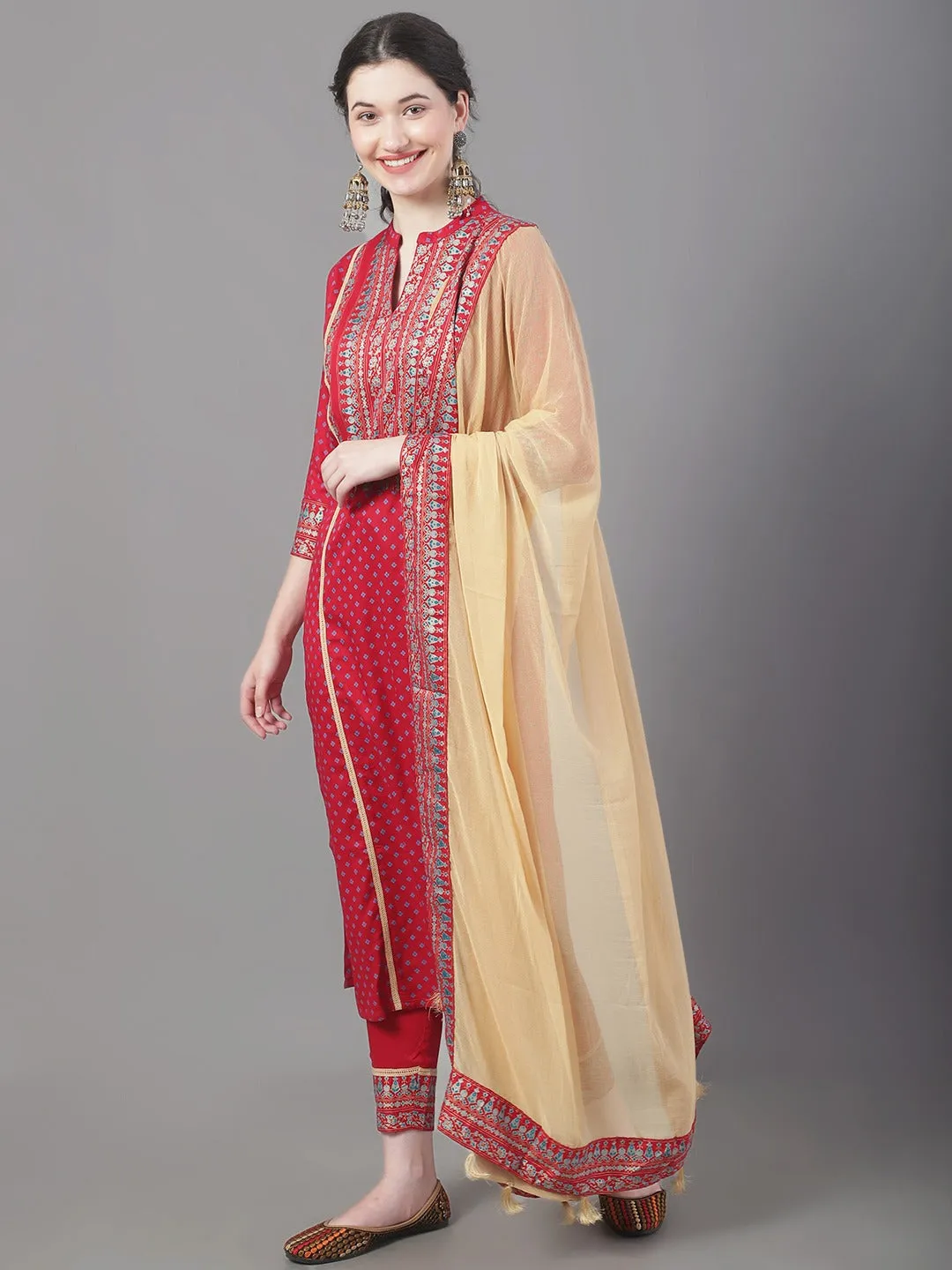 Women Ethnic Motifs Printed Straight Kurta With Trousers & Dupatta